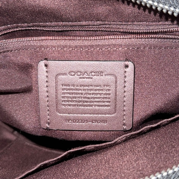 Coach Logan Field Small Crossbody Black Multi EEUC - Picture 6 of 9